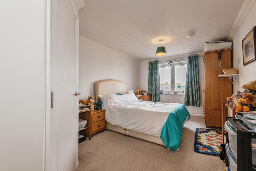 Apartment in Taunton - View 5