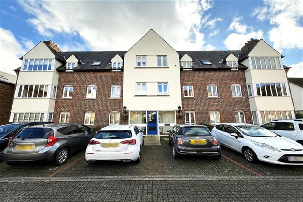 Main image of property: St. Lawrence Court, Braintree, CM7