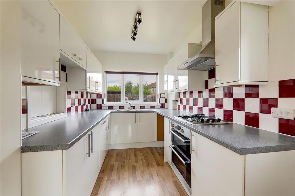 House in Brighton - More