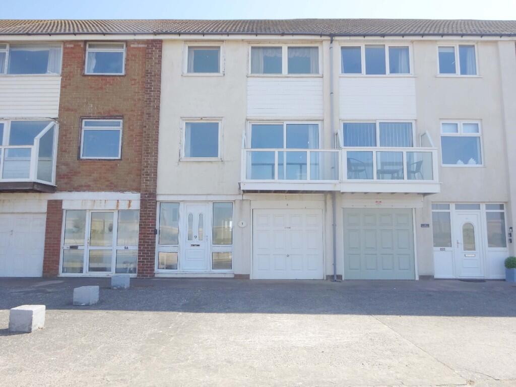 4-bed house on North Promenade, Thornton-Cleveleys, Lancashire, FY5, £210,000