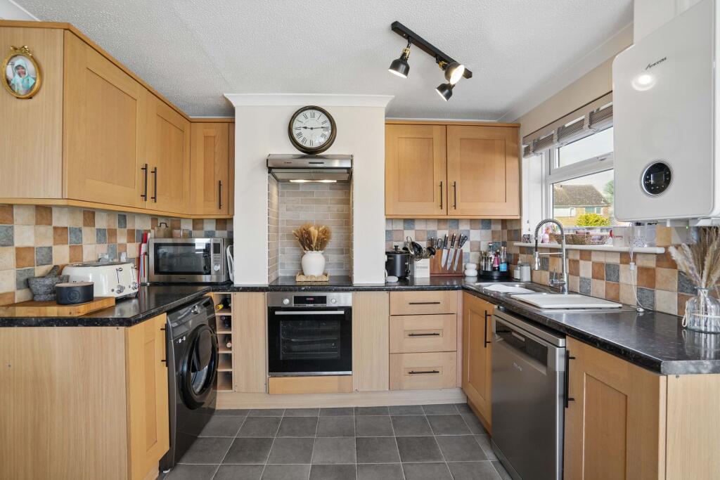 Field Gardens, East Challow, OX12 photo 4