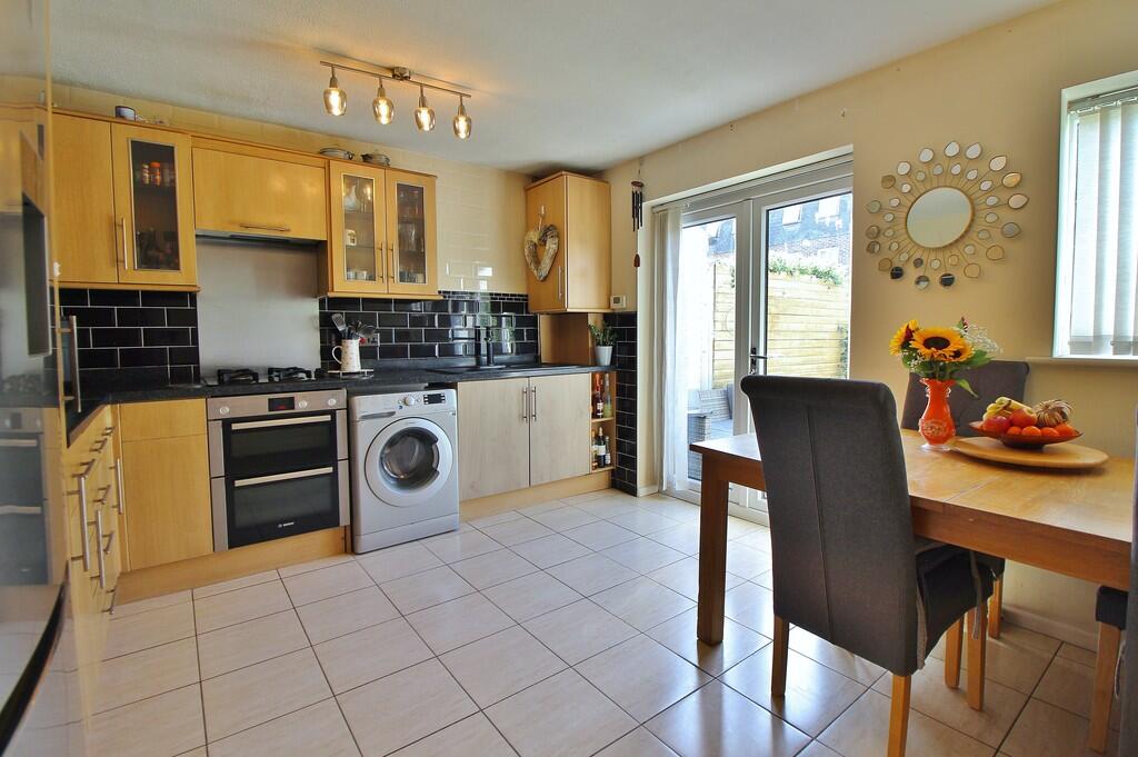 House in Portsmouth - View 5