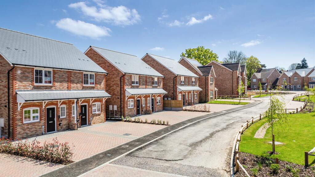 House in Newick, Fletching Common - View 4