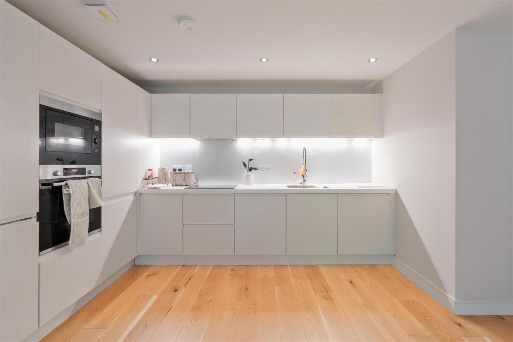 Apt 62, Horsforth Mill photo 2