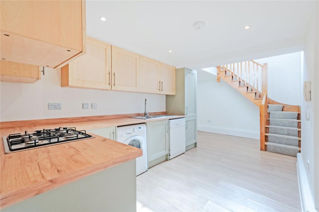 Main image of property: Hackney Road, Cambridge Heath, E2
