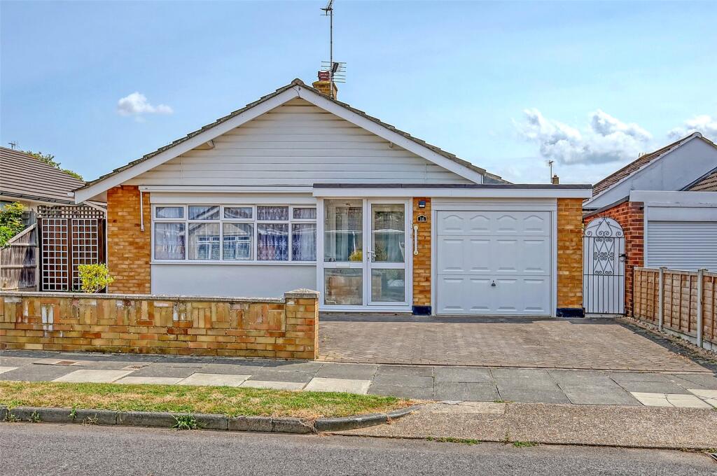 3-bed house on Rodbridge Drive, Thorpe Bay, Essex, SS1, £510,000
