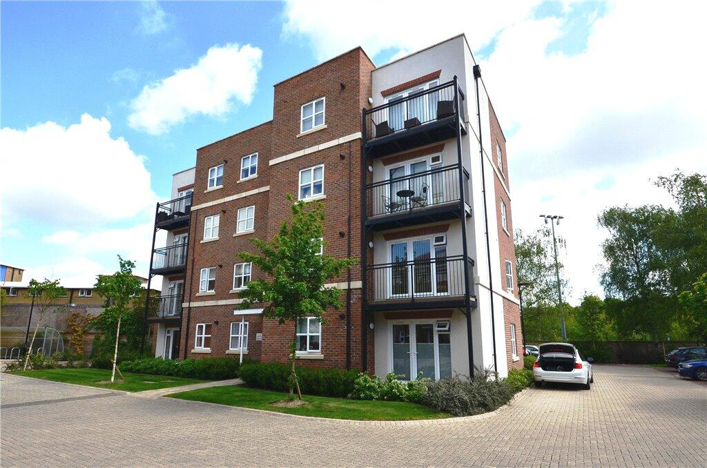 Apartment in Southall - View 2