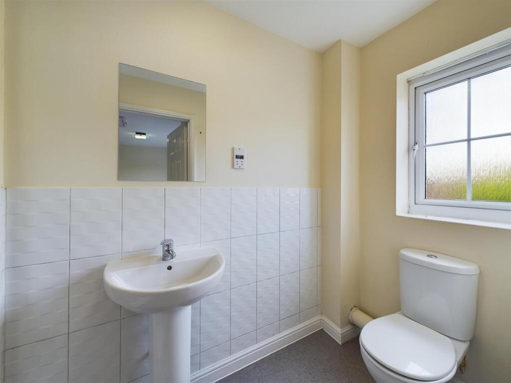 Additional image 9 of 328 Wharf Lane Solihull