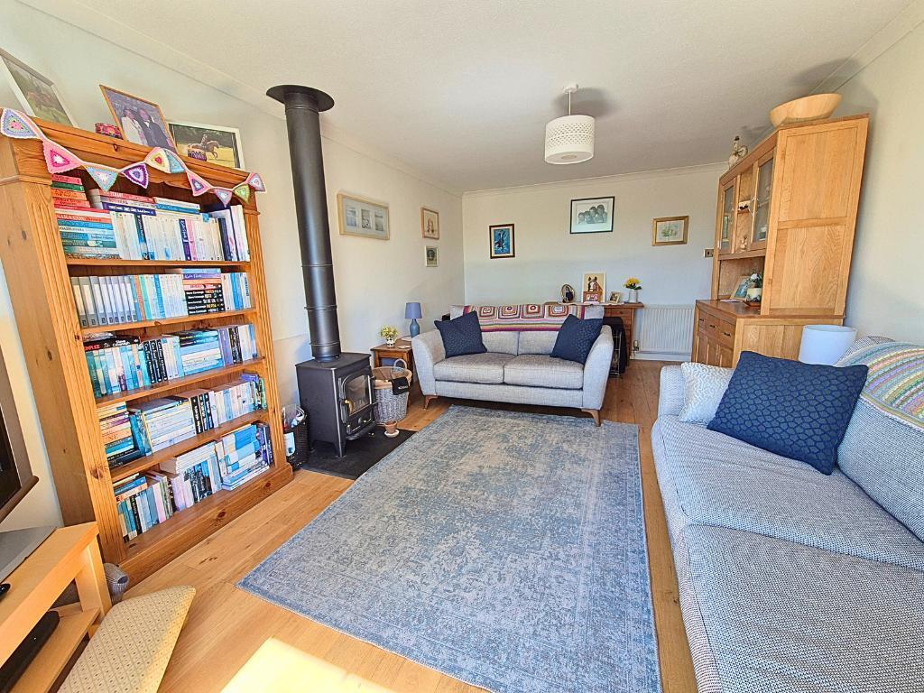 Cornhill Road, Leominster, Herefordshire, HR6 9AF photo 2