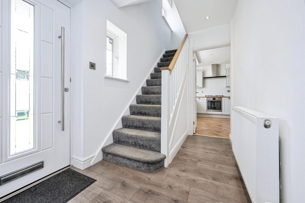 House in St Albans - View 5