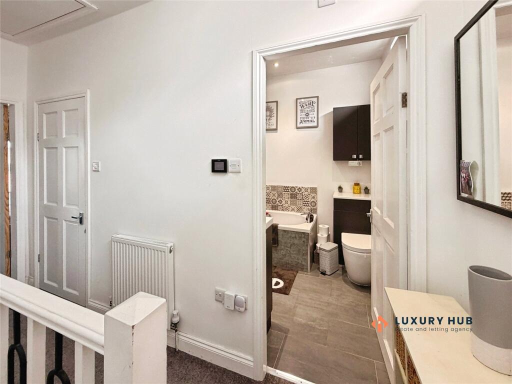 House in Congleton, Congleton Market Quarter, Hightown - More