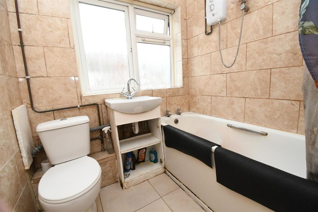 Apartment in Warwick, Milverton, Royal Leamington Spa - View 4