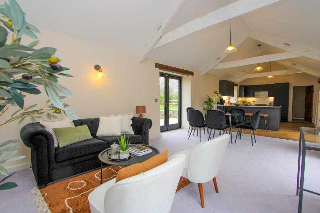 Mays Hill, Frampton Cotterell, BS36 photo 3
