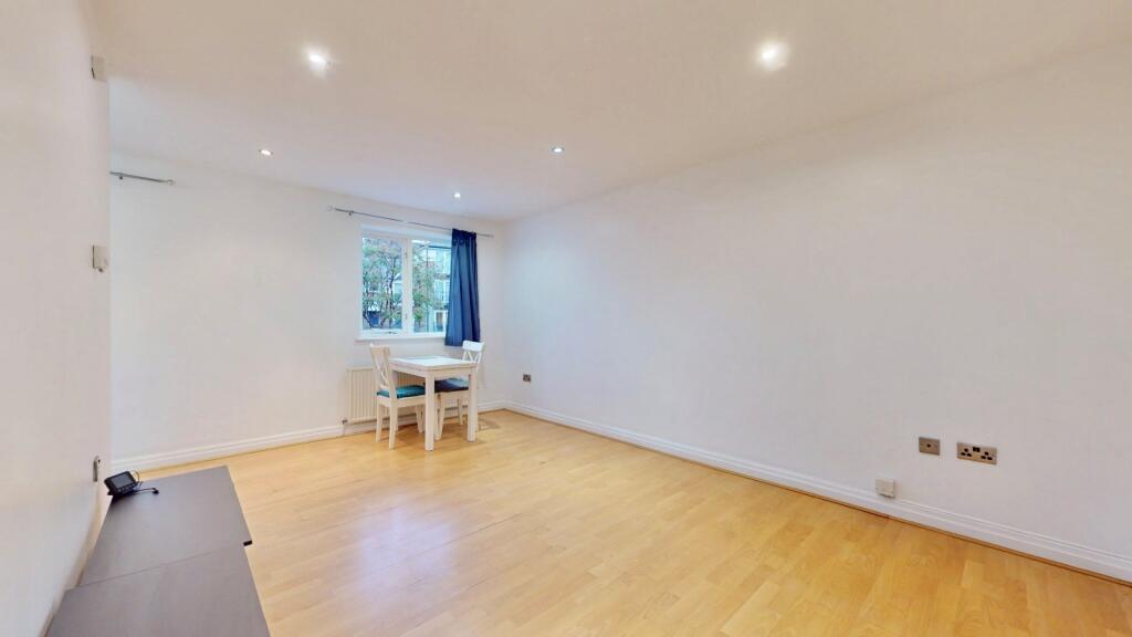 Melville Court, Deptford, London, SE8 photo 4