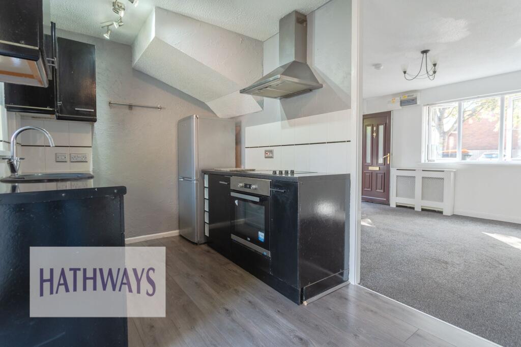 House in Newport, Home Farm, Caerleon - More