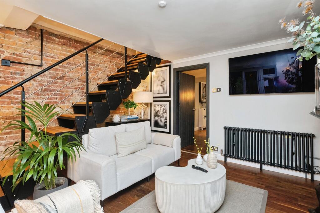 House in Tunbridge Wells, Lamberhurst