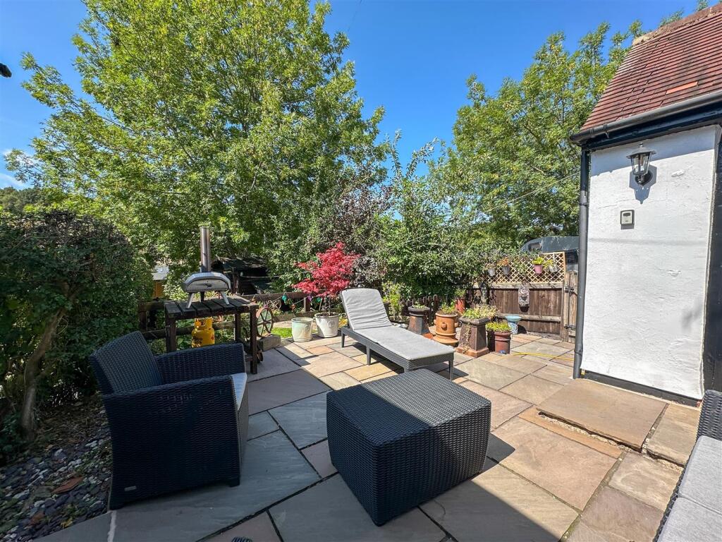 House in Staffordshire Moorlands, Bagnall - View 4