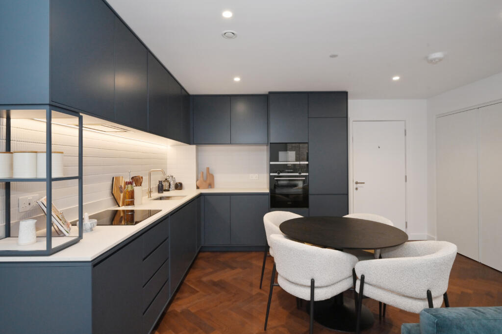 Apartment in London - View 4