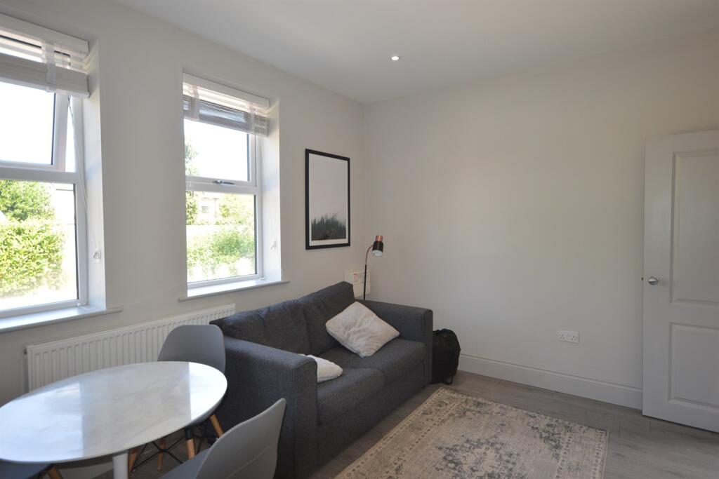 Apartment in Manchester - View 3