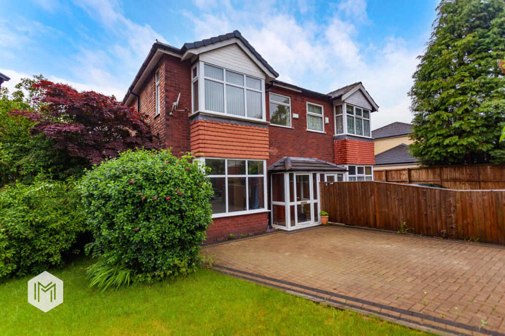 Main image of property: Worsley Road, Swinton, Manchester, M27 0FJ