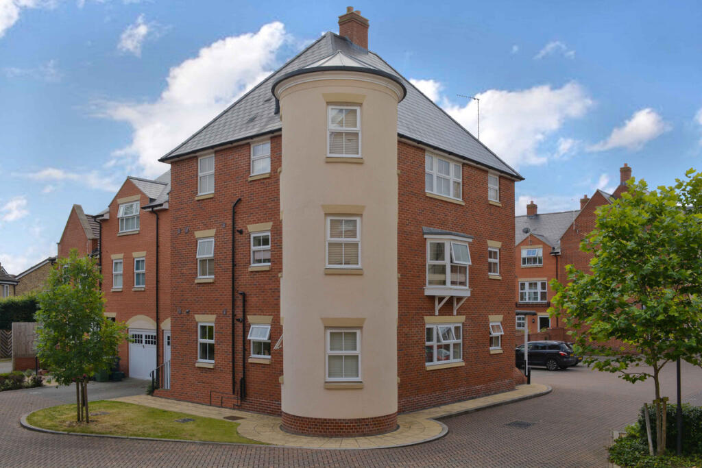 Main image of property: Ock Bridge Place, Abingdon, OX14