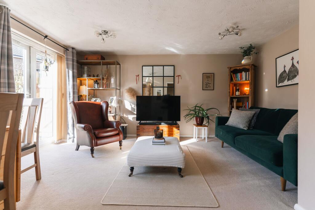 House in Uppingham, Rutland - More