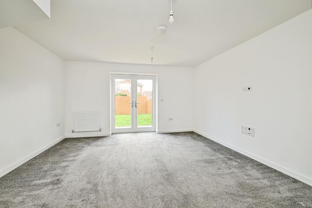 House in Peterborough - View 4