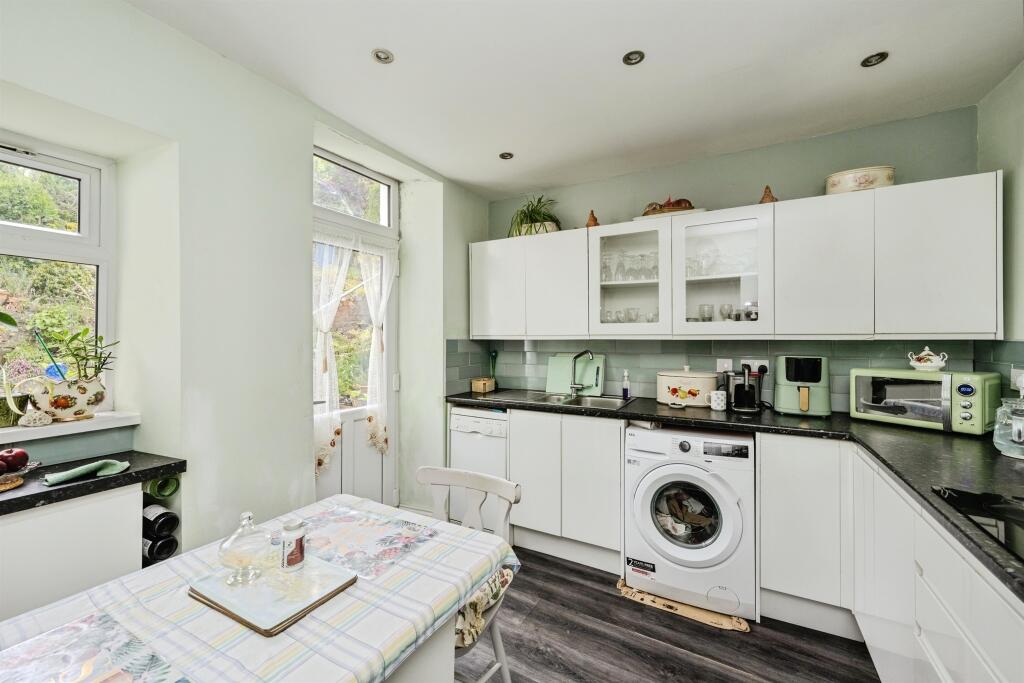Main image of property: Trallwn Road, Llansamlet, SWANSEA