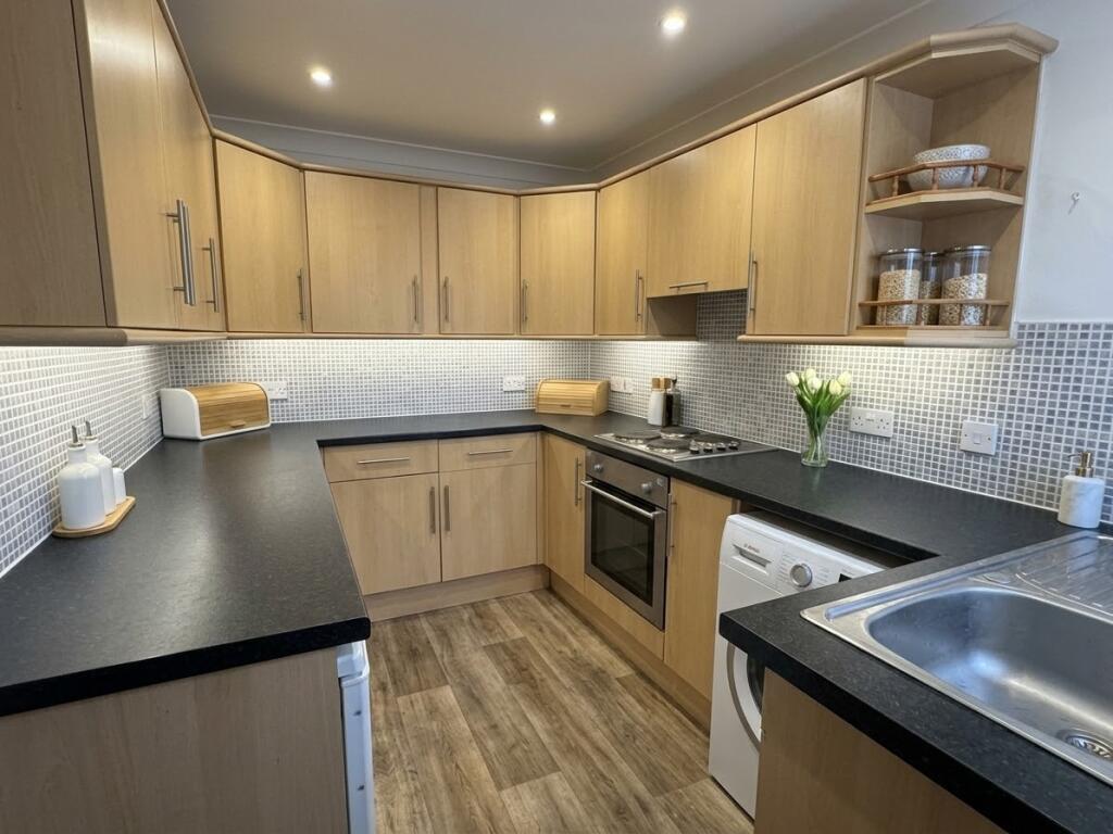 House in Portsmouth - View 3