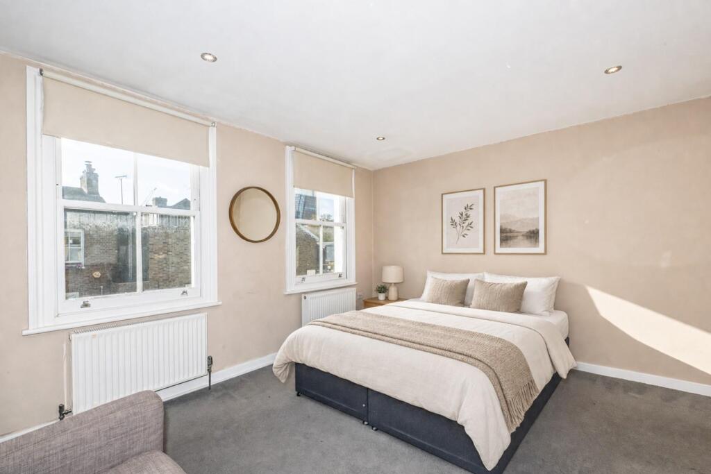 House in London - View 4