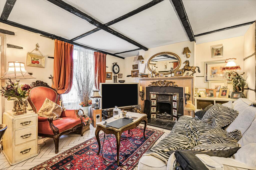 Row Beech Cottages, Watling Street, Dunstable, LU6 photo 3