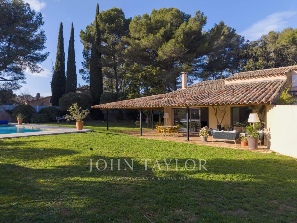 Main image of property: Provence-Alps-Cote d`Azur, Var, La Seyne-sur-Mer