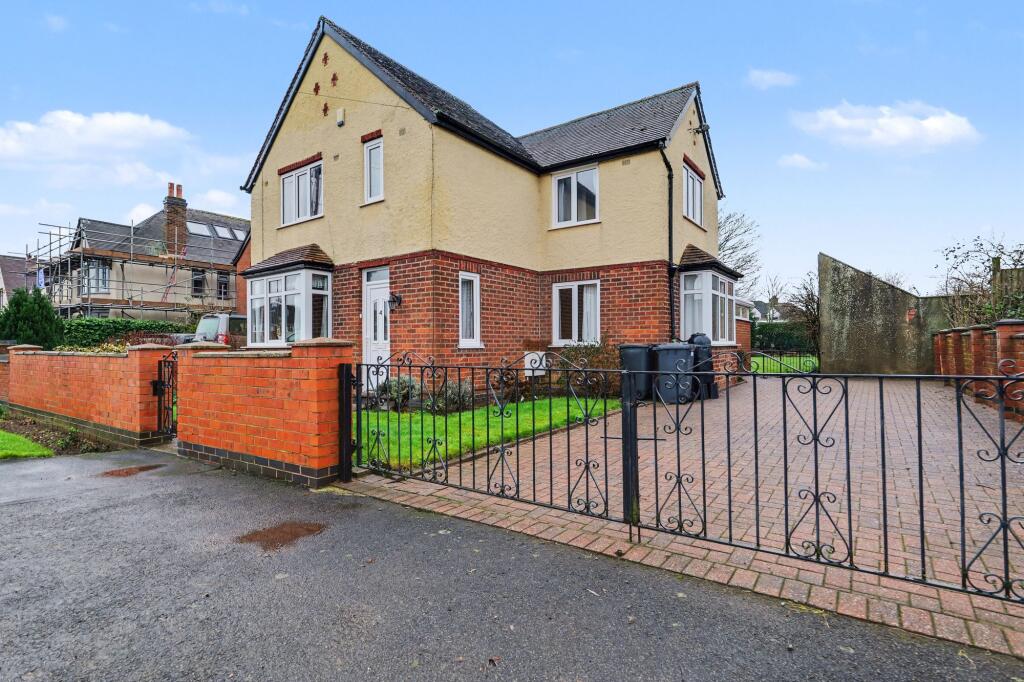 Main image of property: Rugby Road, Bulkington, CV12