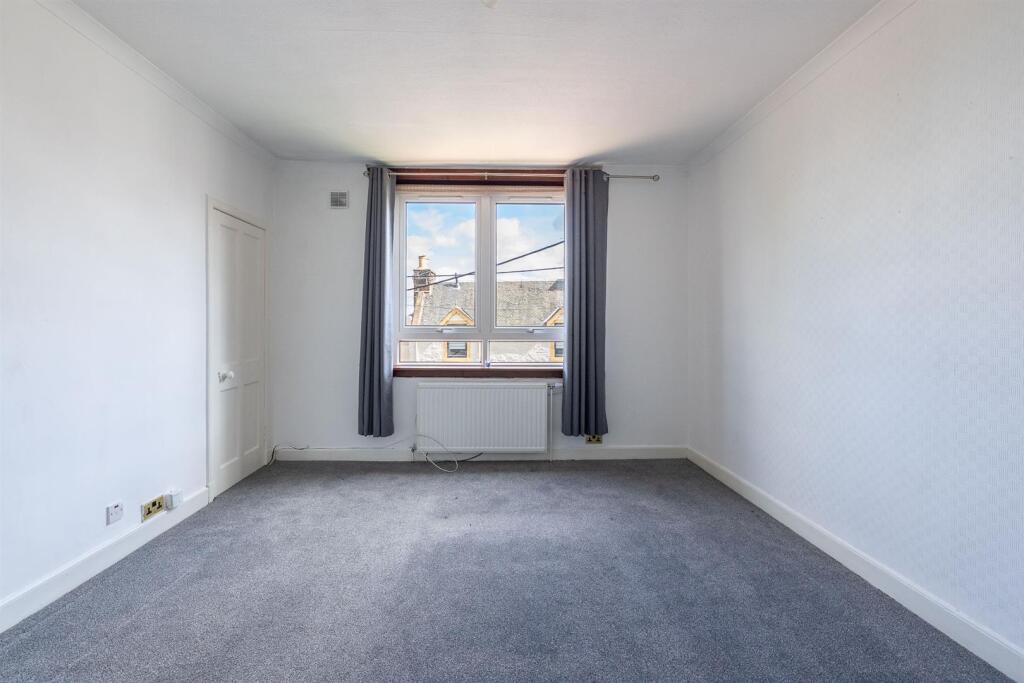 Apartment in Newburgh, Burnside - View 2