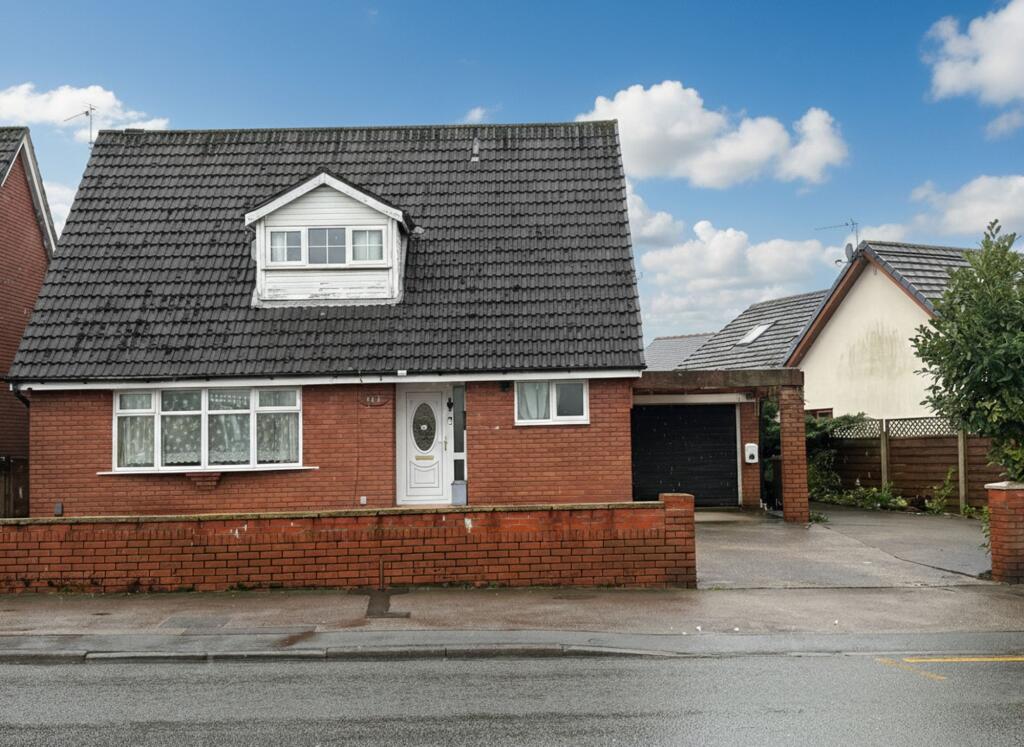 Main image of property: Woodplumpton Road, Fulwood, Preston, PR2 3LF