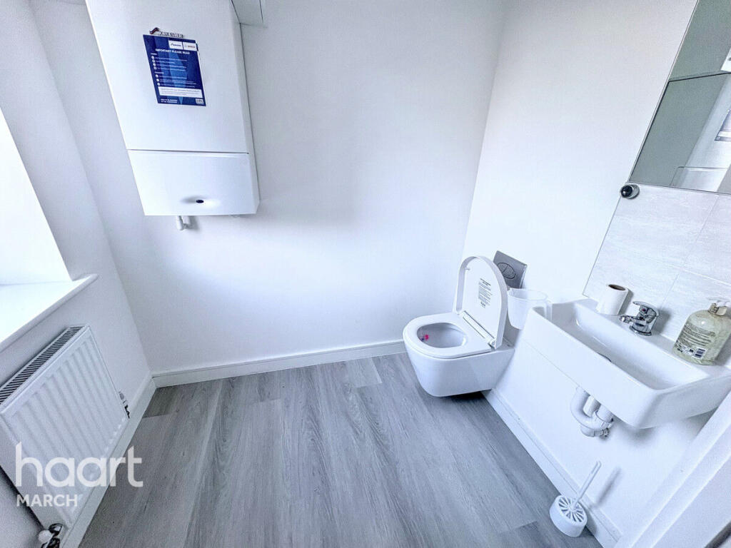 Main image of property: 20 Deerfield, March