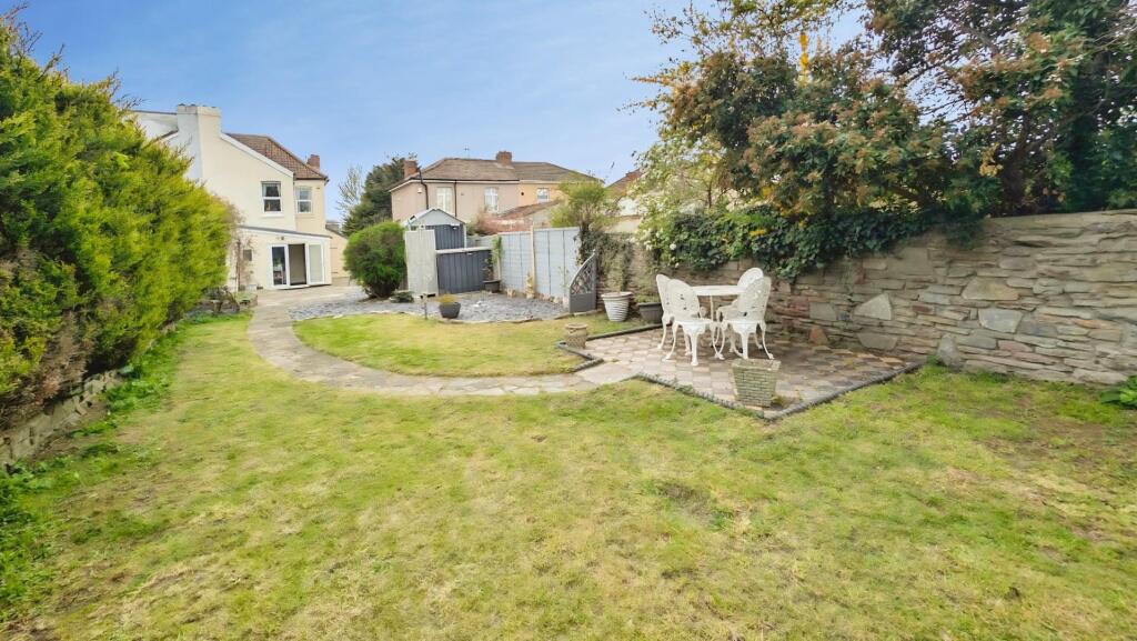 House in Bristol, Hillfields, Speedwell - More