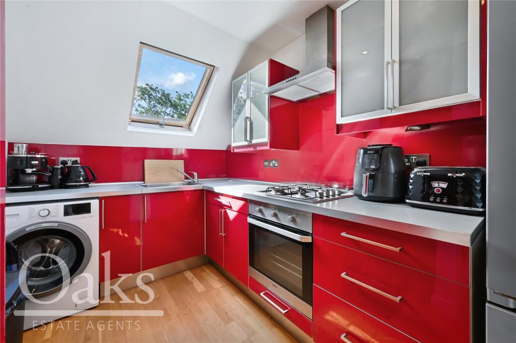 Apartment in London - View 5