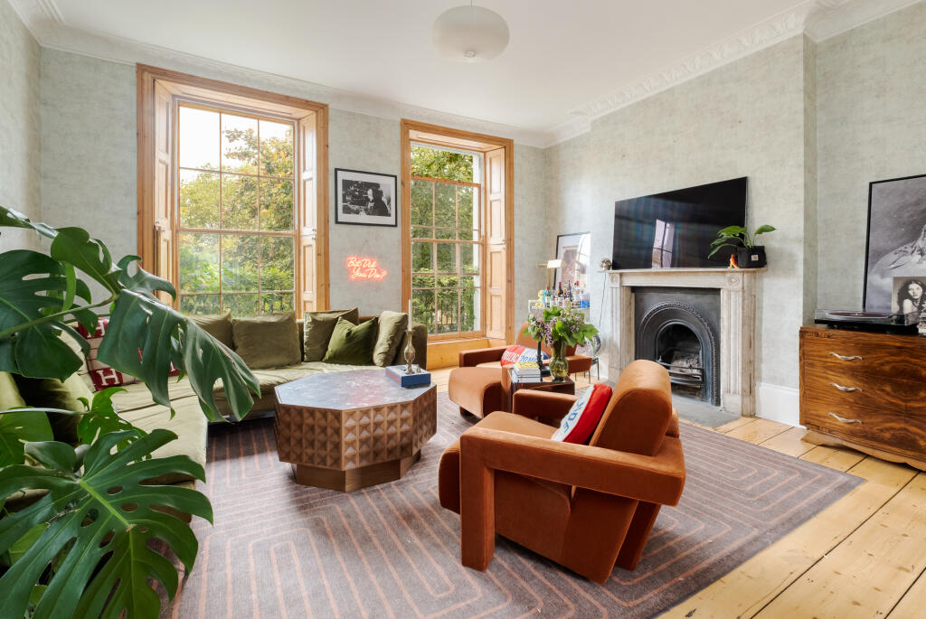 Main image of property: Barnsbury Road, London, N1