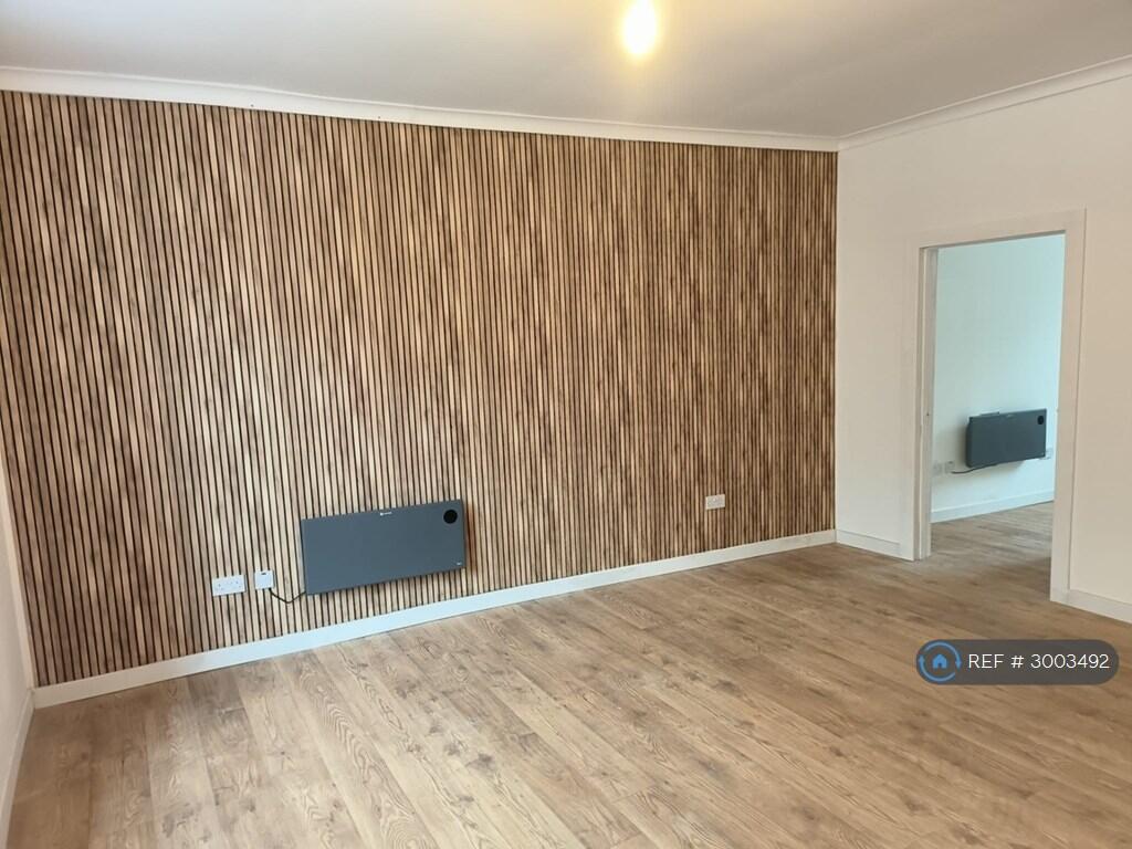 Apartment in Kilmarnock - View 3