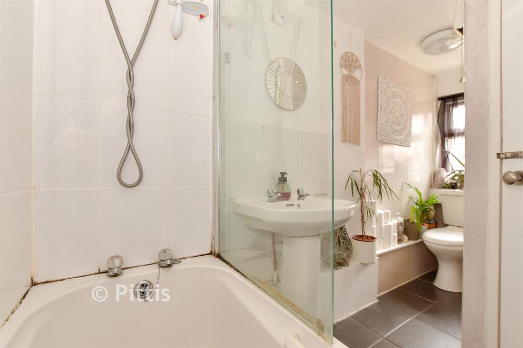 Apartment in Shanklin, Isle of Wight - More
