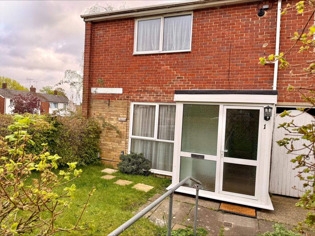 Martin Close, Hatfield, AL10