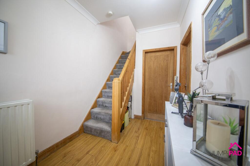 Queens Drive, Newton-Le-Willows, WA12 photo 2