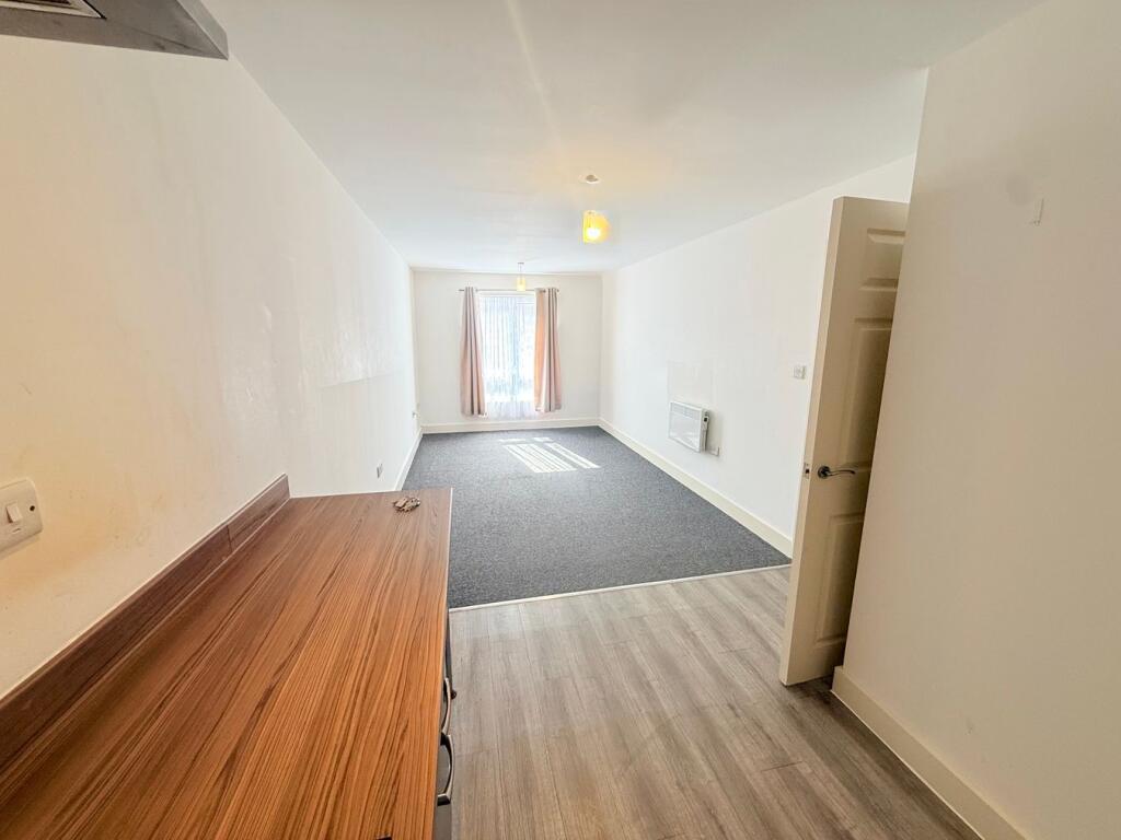 Apartment in Bath - View 2