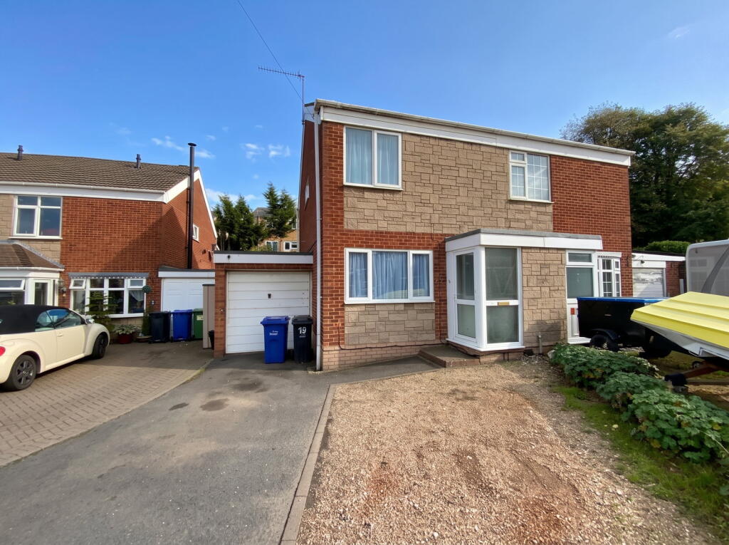 Main image of property: HALESOWEN, Pippin Avenue