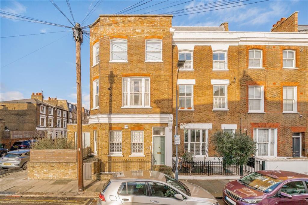 Main image of property: Kilmarsh Road, Brackenbury Village