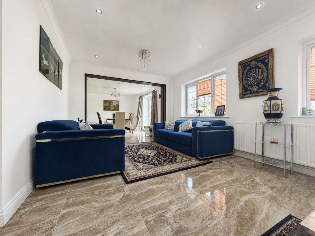 House in Northampton - View 4