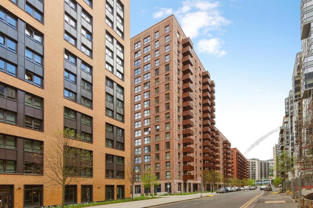 Main image of property: 17 Rutherford Way, Wembley Park, Ha9, Wembley