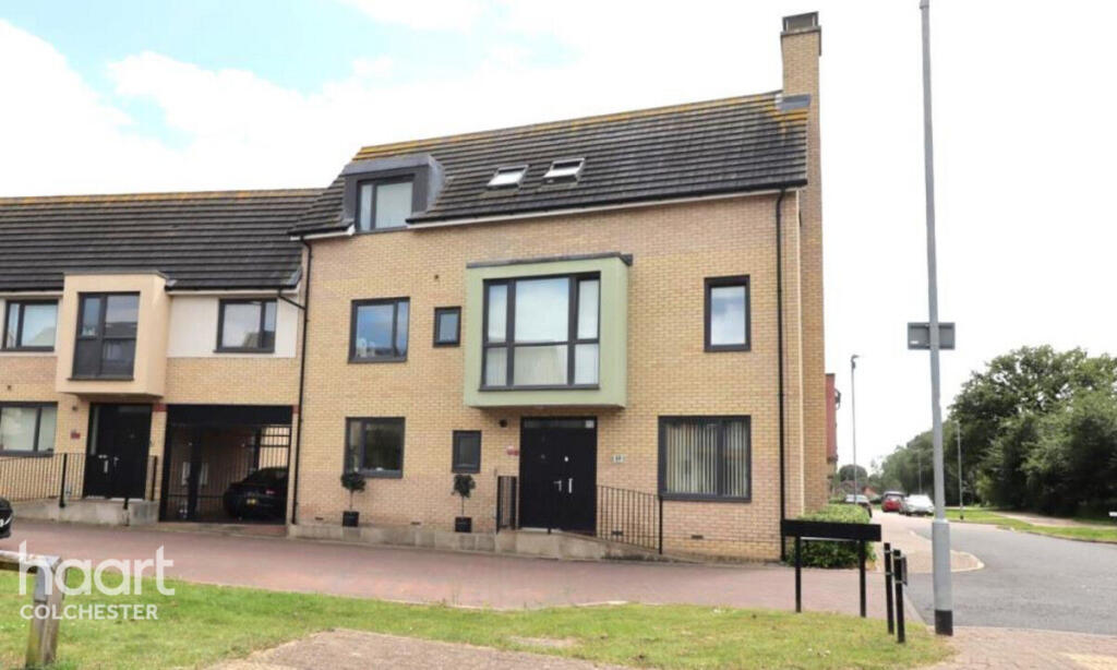 Main image of property: Altius Chase, Colchester