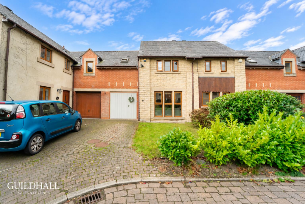 House in Preston - View 3